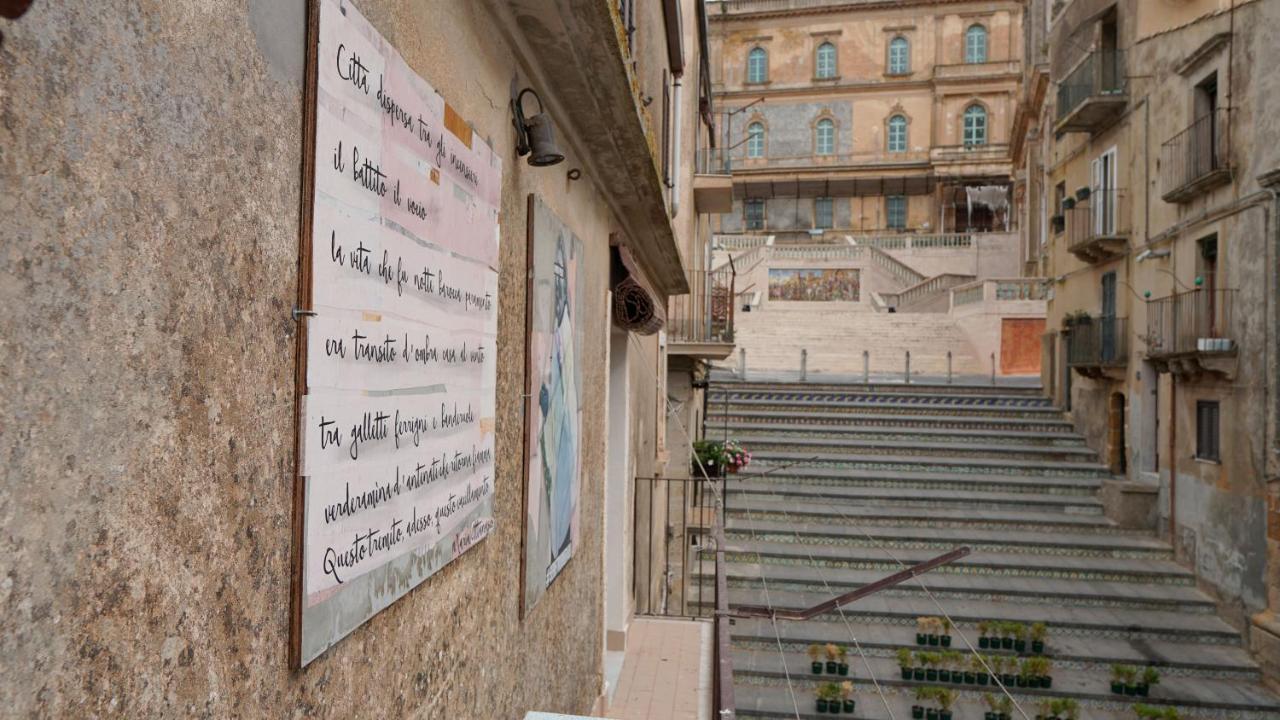 卡尔塔吉罗La Majolica Stair别墅 外观 照片